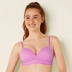 PINK Victoria’s Secret wireless push-up bra